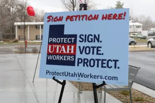 Sign asking people to sign the petition.